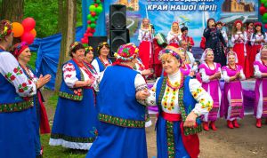 Дбають про розвиток туристичної галузі